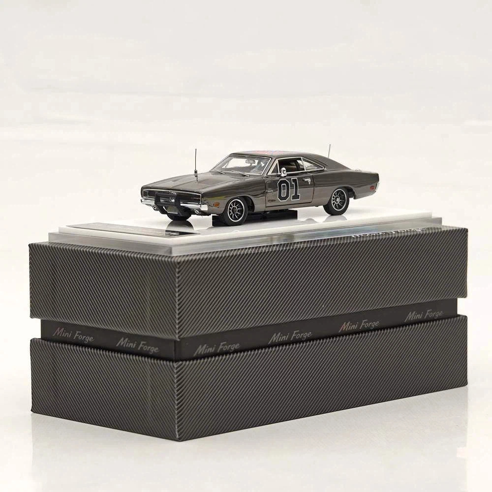 Car Charger - Modellino Auto in Scala 1:64, Charger