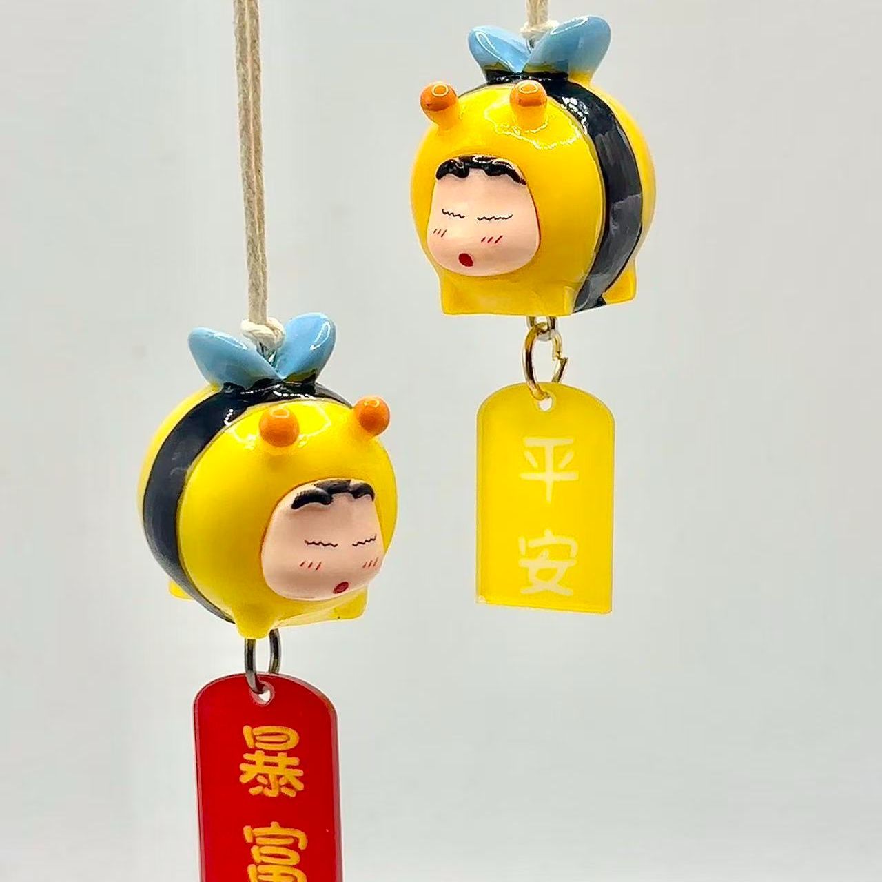 Figurina Cosplay di Crayon Shi - Car Mirror recensione e prezzo