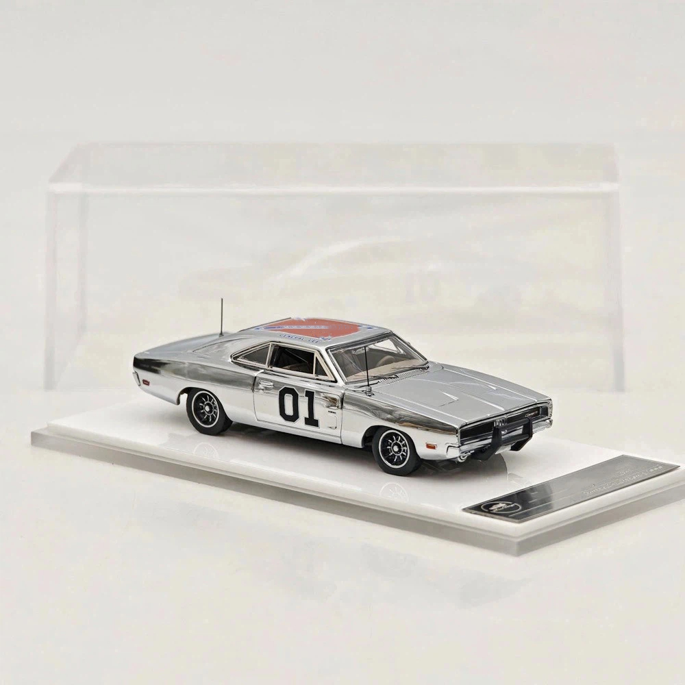 Modellino Auto in Scala 1:64,  - Car Charger recensione e prezzo